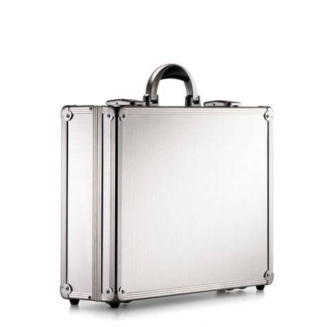 The ARK 90100 is a closed, silver aluminium frame case with a black handle, standing upright against a plain white background—ideal as a robust field work case.