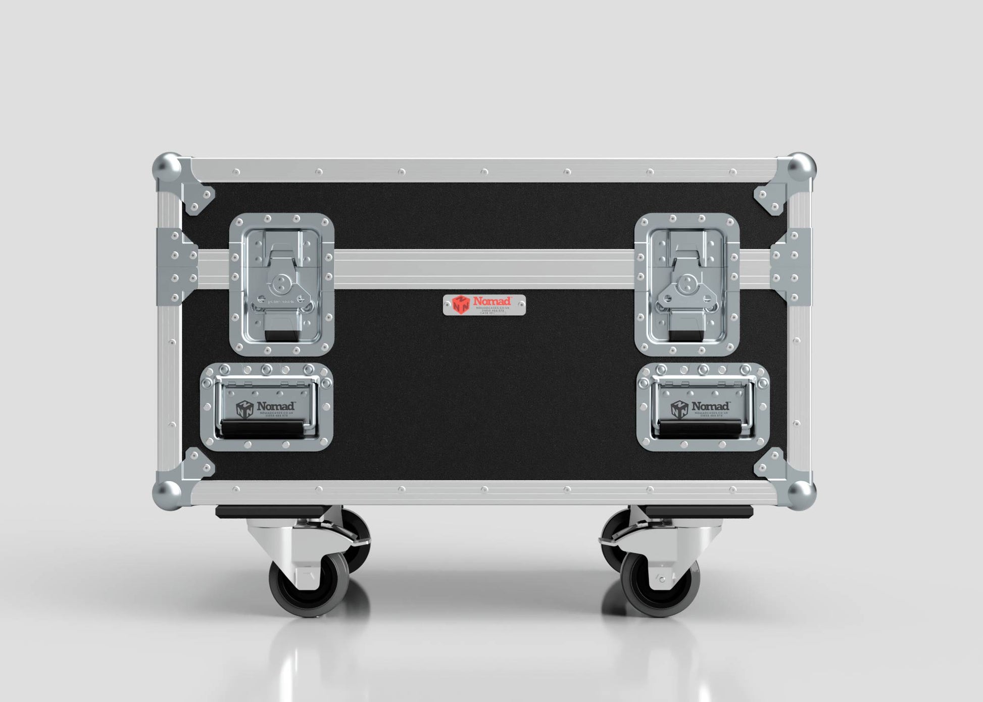 The Double Chainmaster 500Kg Chain Hoist Case is a black and silver rolling case with metal reinforcements, latches, and handles, shown against a plain light gray background. External dimensions: 805 x 600 x 573 mm.