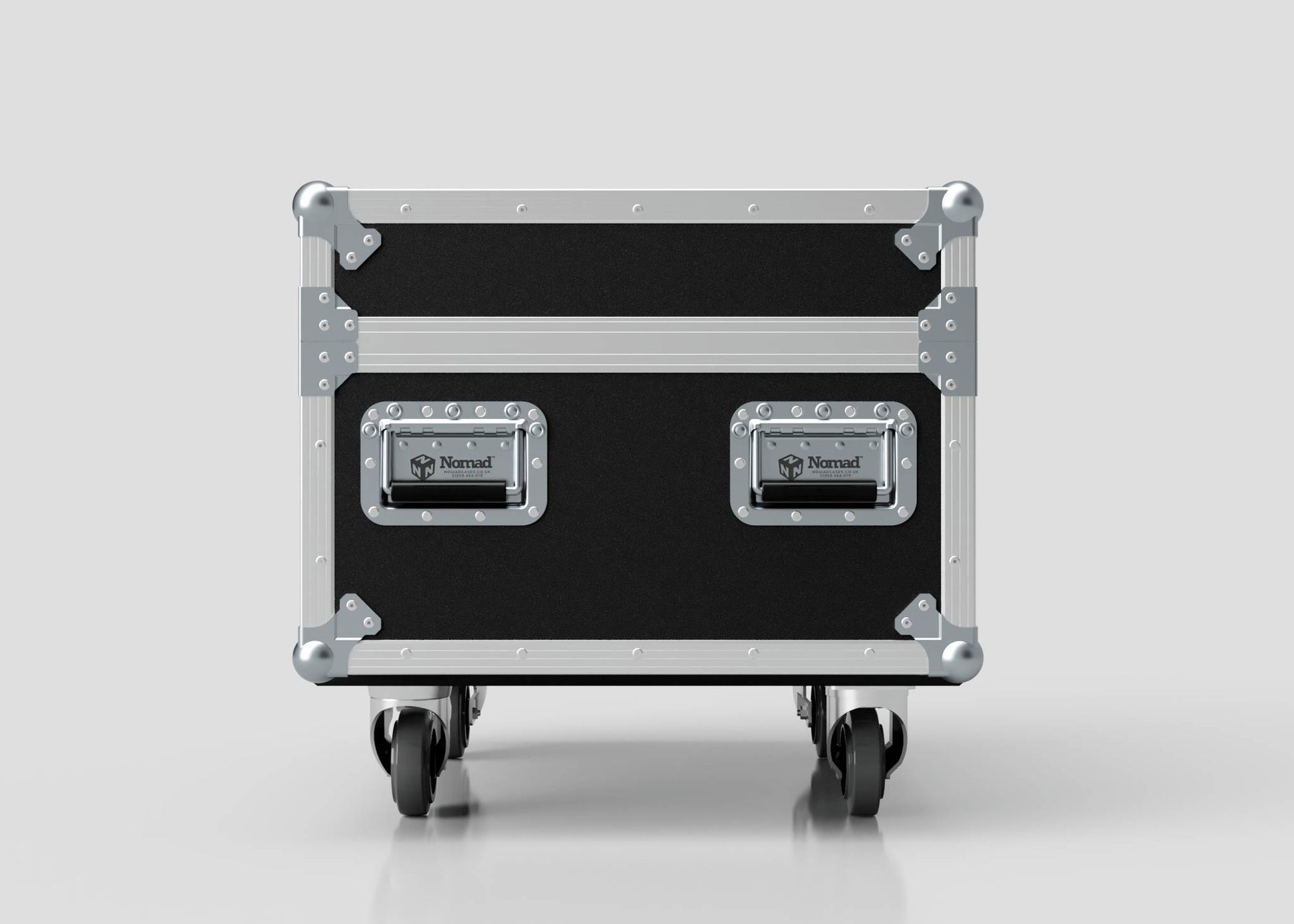 A Double Chainmaster 500Kg Chain Hoist Case in black and silver with metal edges, dual Nomad handles, four caster wheels, and external dimensions of 805 x 600 x 573 mm, shown on a plain light background.