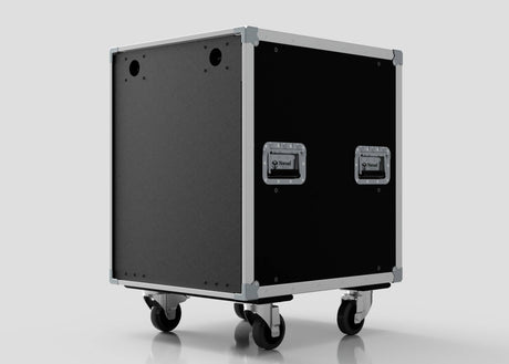 A 14U Slam Rack Case with metal edges and handles rests on four caster wheels against a plain white background, highlighting its large size and external dimensions of 643 x 561 x 826 mm.
