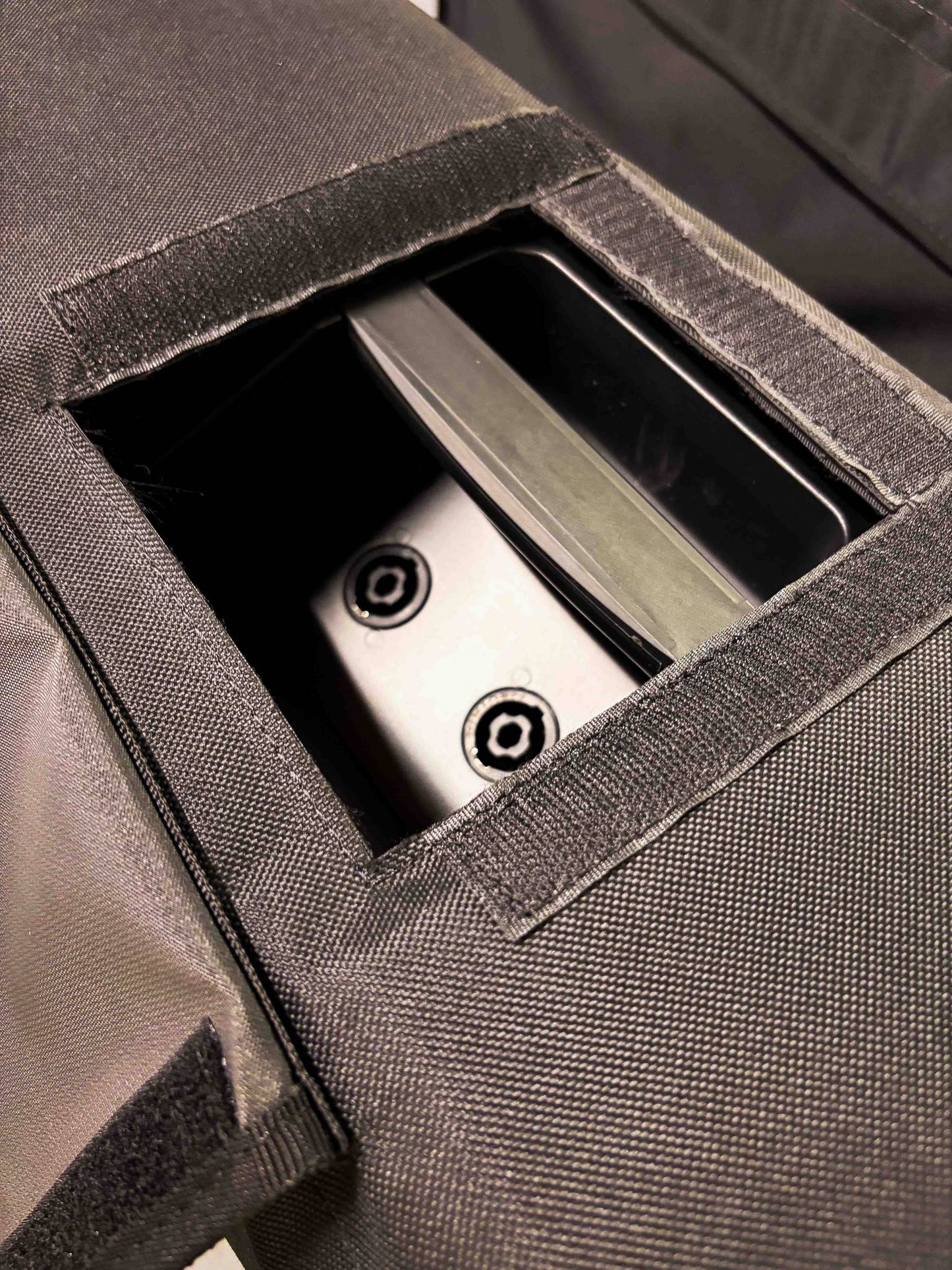 DB Audio D8 Sub Woofer Custom Cover - Nomad