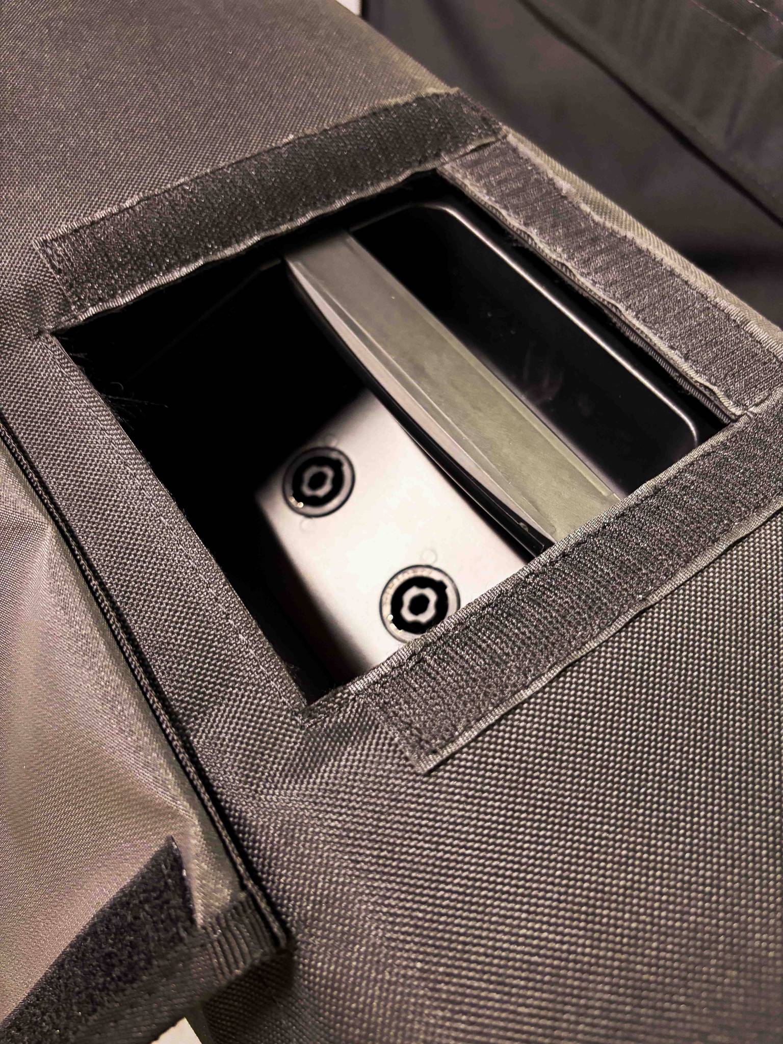 DB Audio D8 Sub Woofer Custom Cover - Nomad