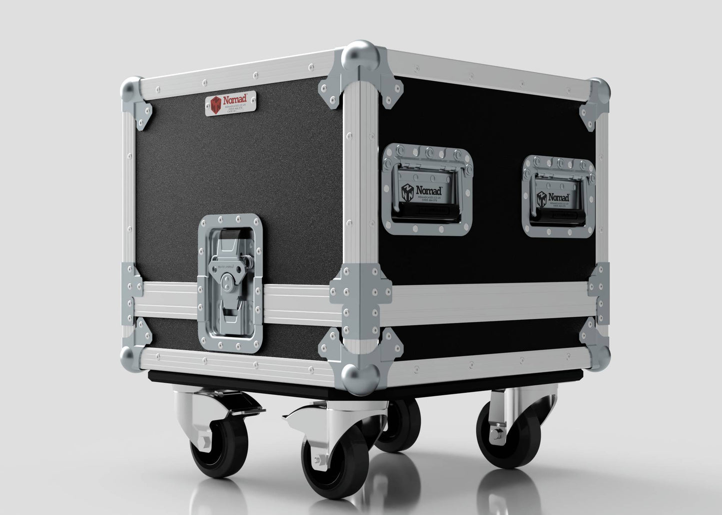 The Diff Case is a black and silver flight case with metal reinforcements and handles, mounted on four swiveling casters, shown on a light gray background and designed to optimize internal dimensions for secure storage.