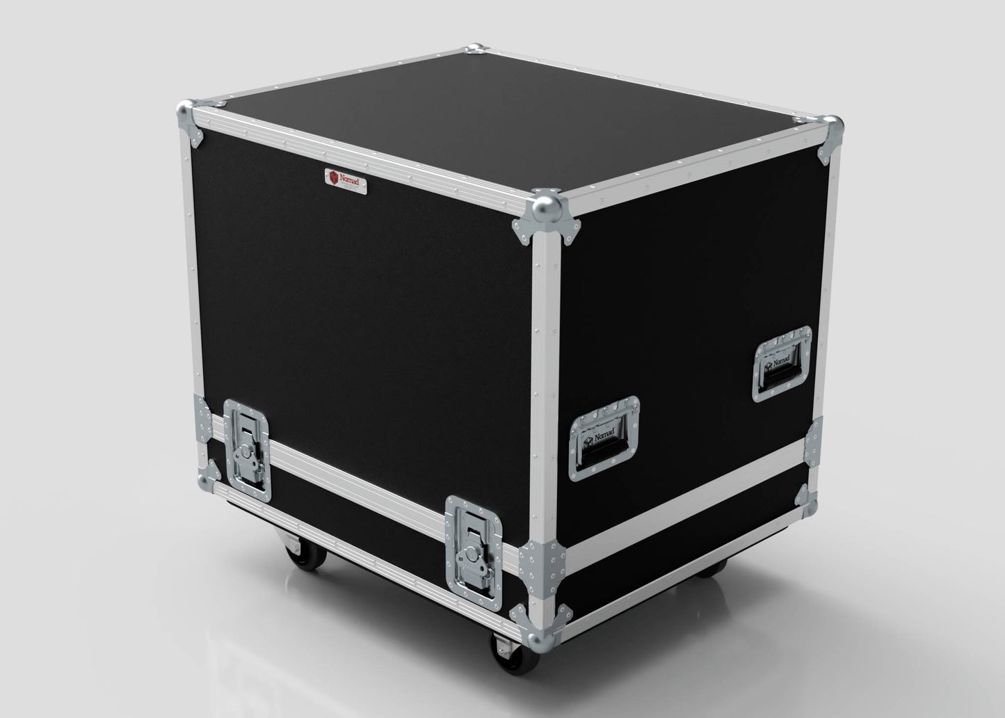 The Large Engine Case, finished in black and silver with metal corners, handles, latches, and four wheels, has internal dimensions of 860 x 710 x 710 mm—ideal for secure equipment transport.