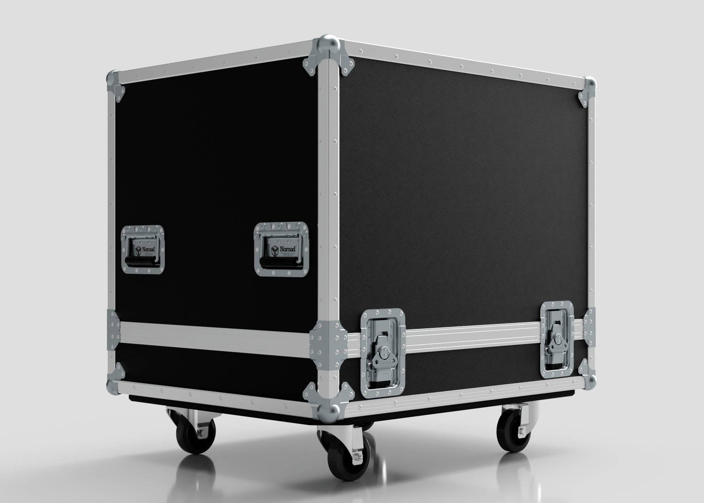 Large Engine Case: black rectangular road case with metal reinforcements, handles, latches, and four caster wheels on a plain light background. Internal dimensions are 860 x 710 x 710 mm for convenient measurement.