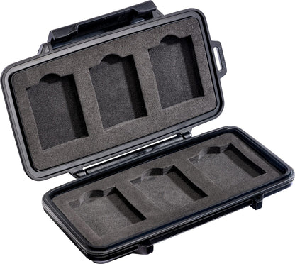 0965 PELI Micro™ Memory Card Case