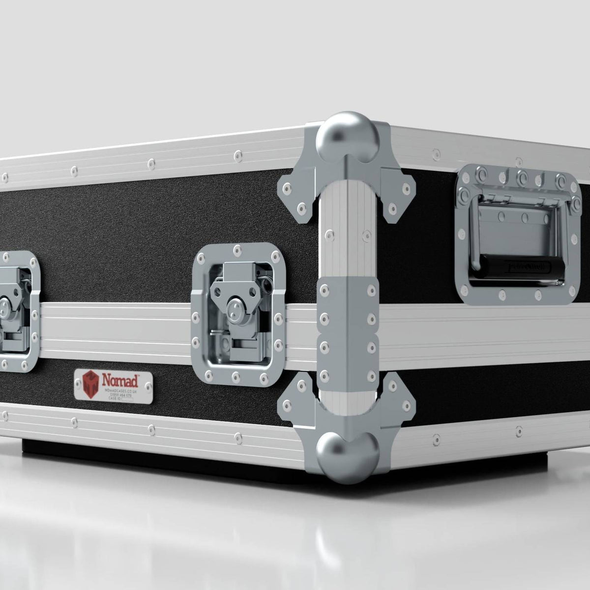 Yamaha DM3 Flight Case | Compact Digital Mixer Trunk | Nomad